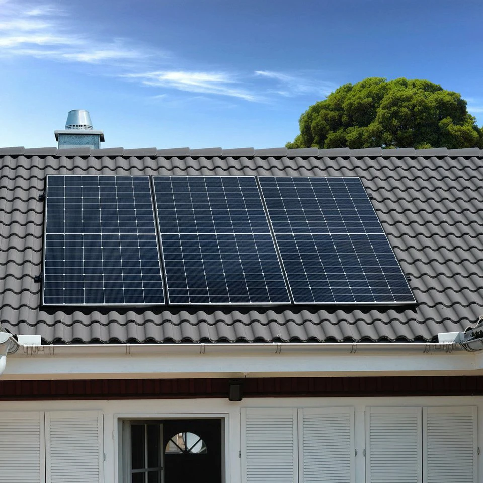 Balkonstrom Balkonkraftwerk 1350 Watt Ziegeldach Komplettset bifazial monokristallin